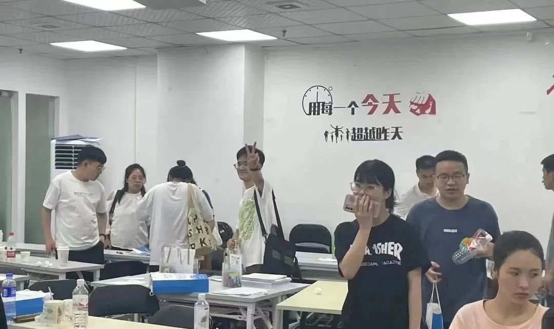 二次省考陪跑，終于揚(yáng)眉吐氣了一把，爽!